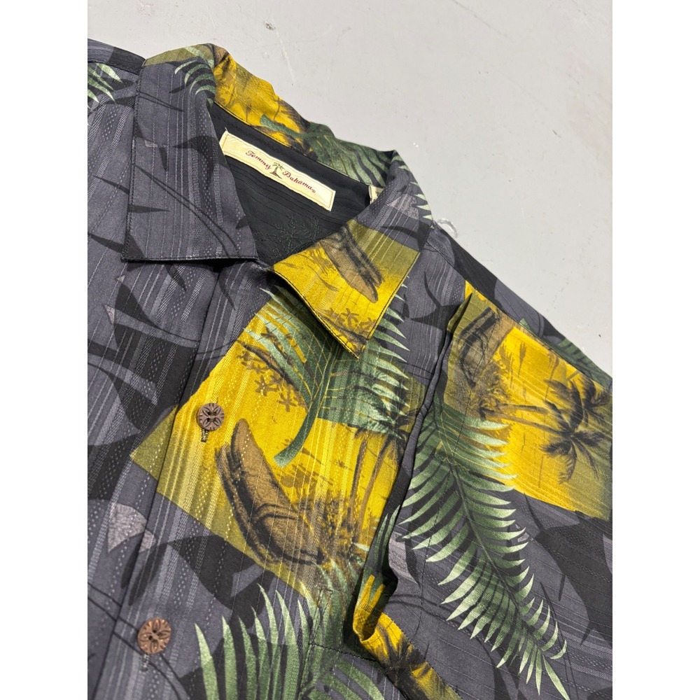 Tommy Bahama Mens M 100% Silk‎ Tropical Palm Tree Canoe Button Up Shirt Black